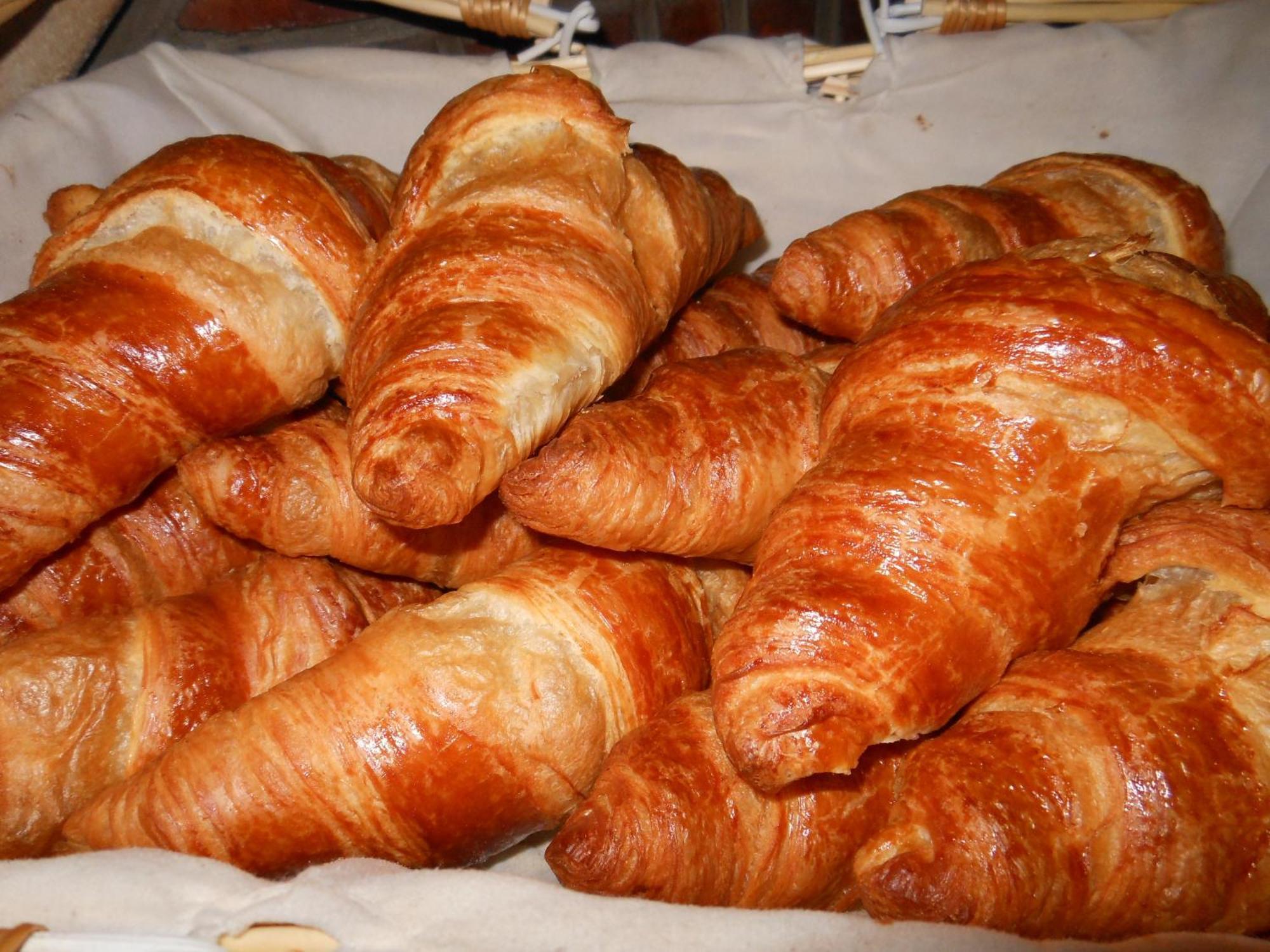 Logis - Hotel Restaurant L'Ecu De France Malesherbes Εξωτερικό φωτογραφία