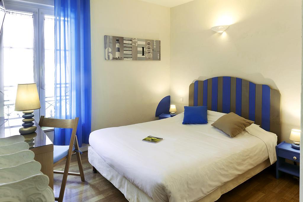 Logis - Hotel Restaurant L'Ecu De France Malesherbes Εξωτερικό φωτογραφία